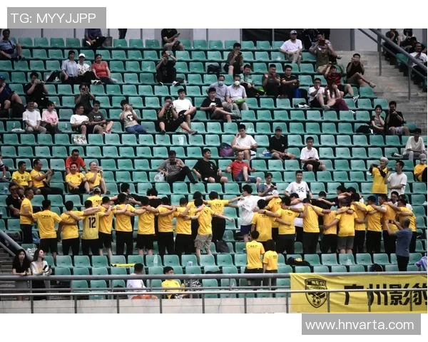 广州豹官方：战陕西赛后单个球迷在看台违法，已被公安机关处理